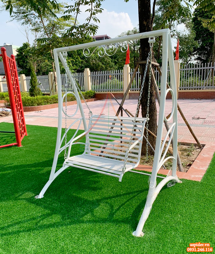 Lắp đặt thiết bị thể dục ngoài trời, bộ vận động cho trường tiểu học tại Đông Anh, Hà Nội