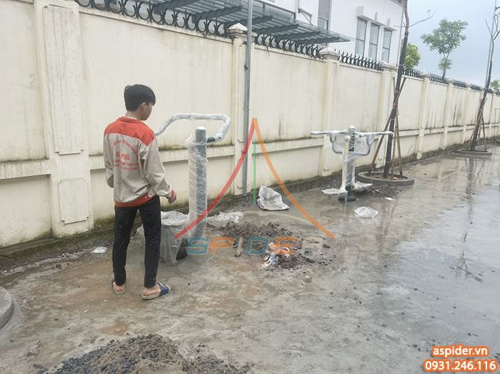 Lắp đặt thiết bị thể dục ngoài trời cho sân khu tập thể thôn xóm tại Phúc Thọ, Hà Nội
