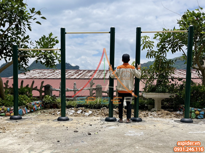 Lắp đặt thiết bị thể dục ngoài trời cho trường cấp 3 tại Lào Cai